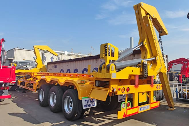 XCMG 40T Container Side Lift Trailer for Sale in Nigeria - Poluprikolica za prevoz kontejnera/ Poluprikolica sa promenjivim sandukom: slika 1 XCMG 40T Container Side Lift Trailer for Sale in Nigeria - Poluprikolica za prevoz kontejnera/ Poluprikolica sa promenjivim sandukom: slika 1