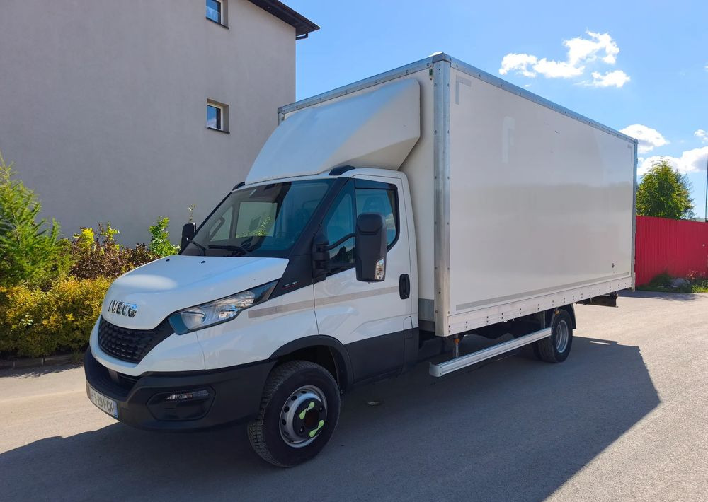 Iveco DAILY 70C18 KONTENER 5,5M obsługa silnika nowy rozrząd - Kamion sa zatvorenim sandukom: slika 1 Iveco DAILY 70C18 KONTENER 5,5M obsługa silnika nowy rozrząd - Kamion sa zatvorenim sandukom: slika 1