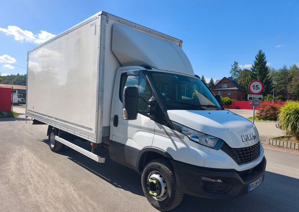 Iveco DAILY 70C18 KONTENER 5,5M obsługa silnika nowy rozrząd - Kamion sa zatvorenim sandukom: slika 2 Iveco DAILY 70C18 KONTENER 5,5M obsługa silnika nowy rozrząd - Kamion sa zatvorenim sandukom: slika 2