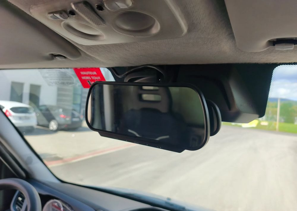 Kamion sa golom šasijom i zatvorenom kabinom Iveco DAILY 70C18 rama do zabudowy 6 M obsługa silnika nowy rozrząd: slika 12 Kamion sa golom šasijom i zatvorenom kabinom Iveco DAILY 70C18 rama do zabudowy 6 M obsługa silnika nowy rozrząd: slika 12