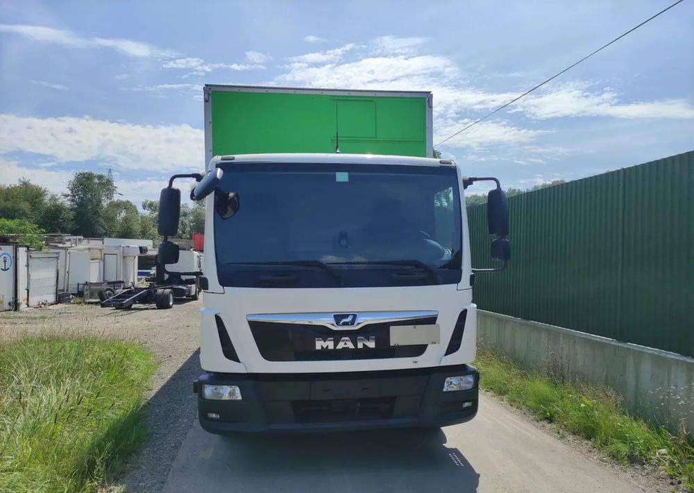 MAN TGL 12.180 podwozie do zabudowy - Kamion sa golom šasijom i zatvorenom kabinom: slika 4 MAN TGL 12.180 podwozie do zabudowy - Kamion sa golom šasijom i zatvorenom kabinom: slika 4