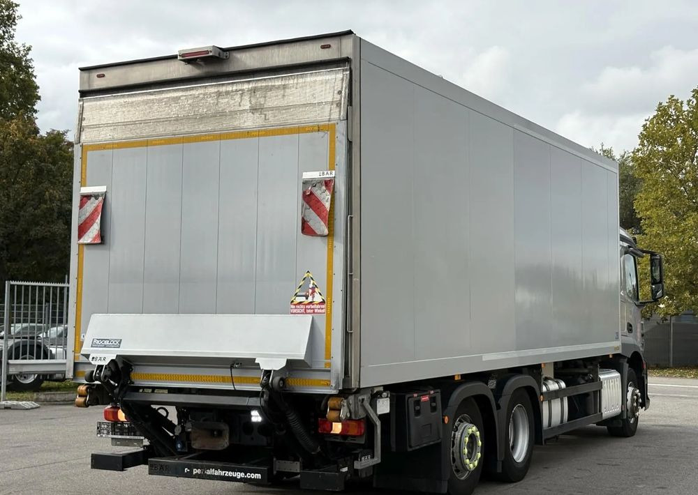 Mercedes-Benz Actros 2543 6x2 chłodnia izoterma 18 palet oś skrętna - Hladnjača: slika 5 Mercedes-Benz Actros 2543 6x2 chłodnia izoterma 18 palet oś skrętna - Hladnjača: slika 5