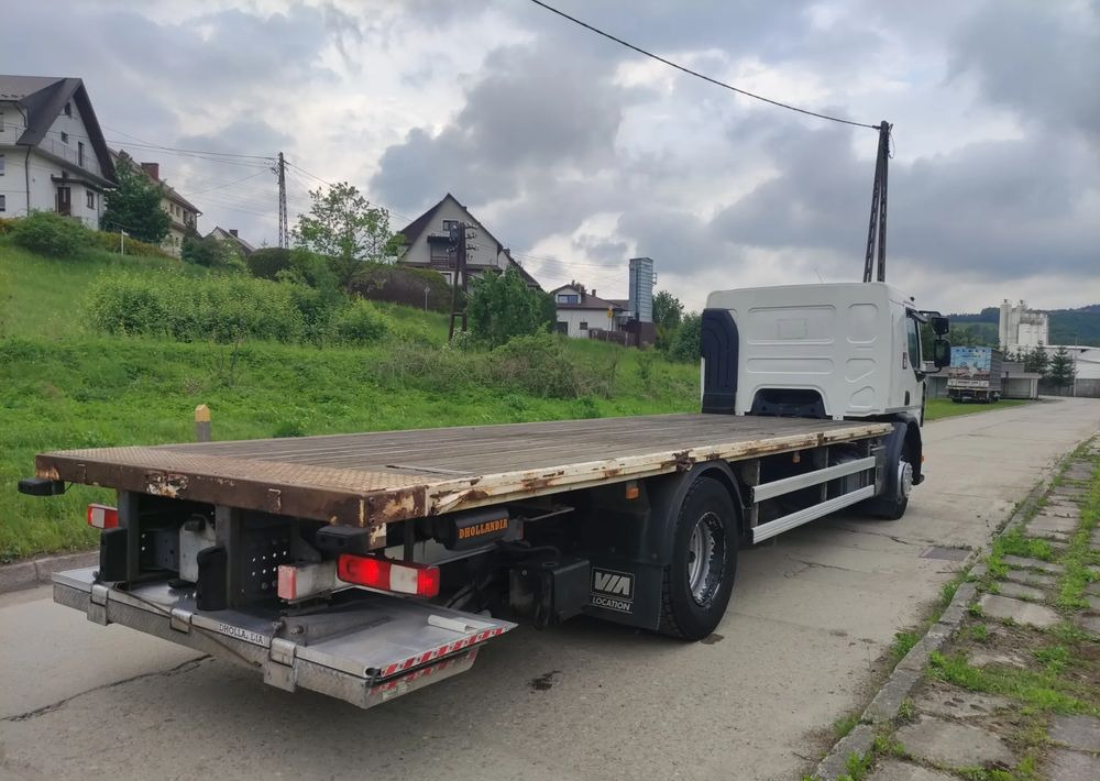 Renault D 18.320 podwozie do zabudowy - Kamion sa golom šasijom i zatvorenom kabinom: slika 4 Renault D 18.320 podwozie do zabudowy - Kamion sa golom šasijom i zatvorenom kabinom: slika 4