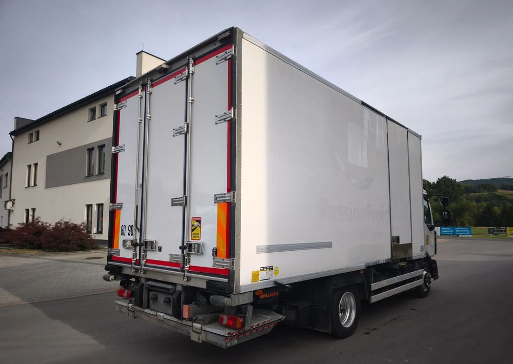 Renault Gama D 210  rama do zabudowy poduszka klima - Kamion sa golom šasijom i zatvorenom kabinom: slika 5 Renault Gama D 210  rama do zabudowy poduszka klima - Kamion sa golom šasijom i zatvorenom kabinom: slika 5