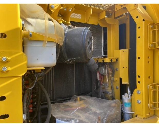 2022 Komatsu PC130 - Bager guseničar: slika 2 2022 Komatsu PC130 - Bager guseničar: slika 2