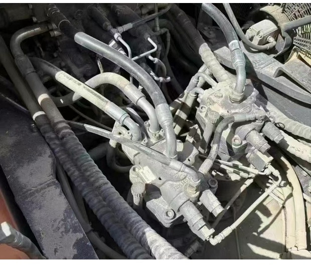 2023 Doosan DX520 - Bager guseničar: slika 2 2023 Doosan DX520 - Bager guseničar: slika 2