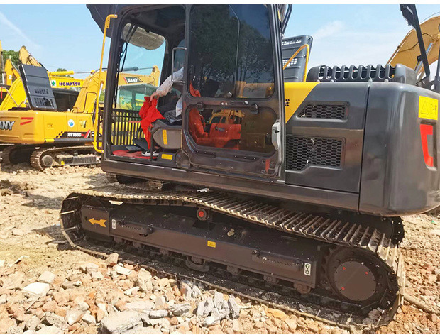 2023 Volvo EC140 - Bager guseničar: slika 2 2023 Volvo EC140 - Bager guseničar: slika 2