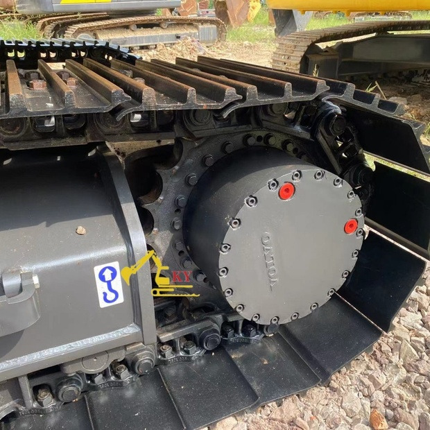 Bager guseničar 2023 Volvo EC210: slika 14