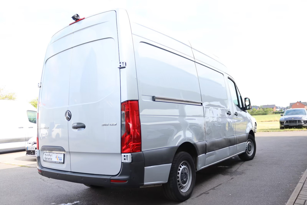 Mercedes Benz Sprinter - Furgon: slika 4 Mercedes Benz Sprinter - Furgon: slika 4