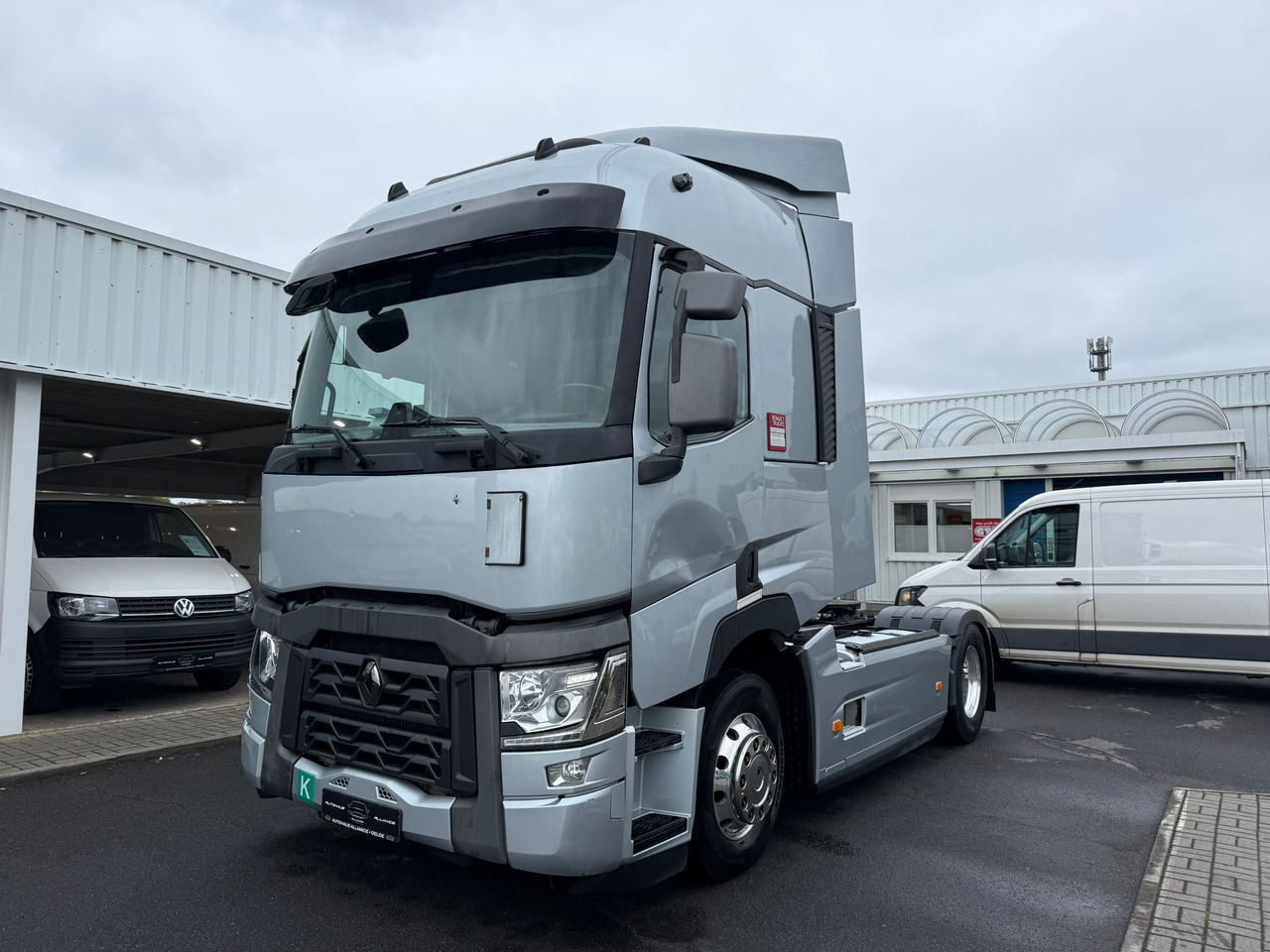 RENAULT T - Tegljač: slika 1 RENAULT T - Tegljač: slika 1