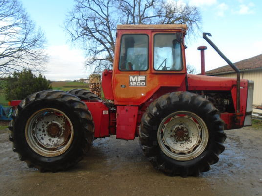 Massey Ferguson 1200 - Traktor: slika 2 Massey Ferguson 1200 - Traktor: slika 2