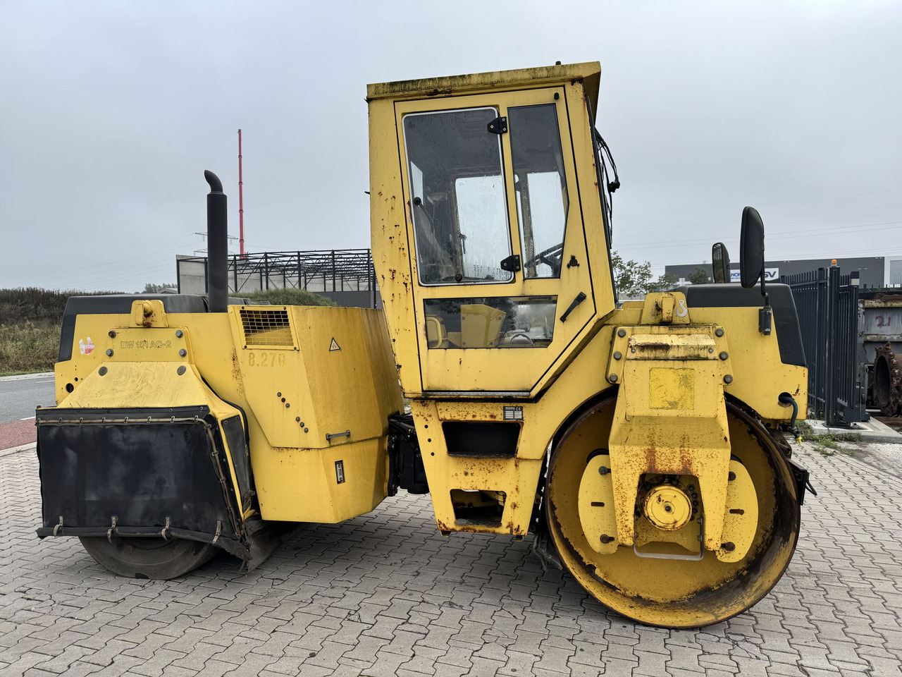 Bomag BW 151 AC-2 - Kombinovani valjak: slika 1 Bomag BW 151 AC-2 - Kombinovani valjak: slika 1