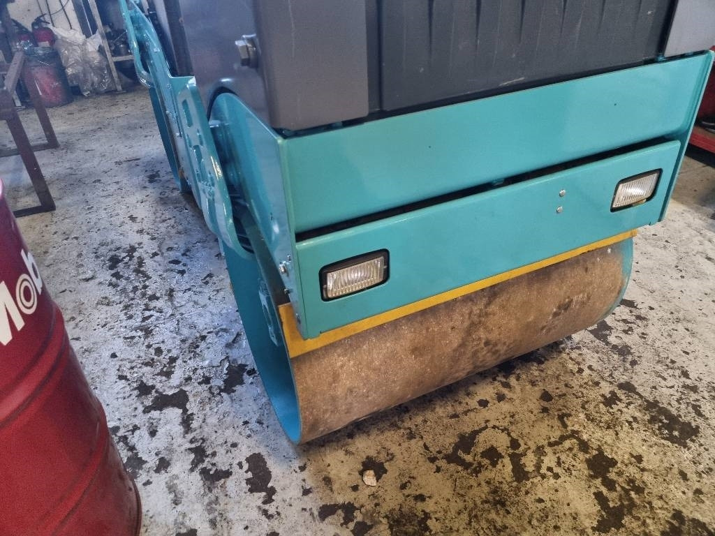 Bomag BW 100 AD-4 - Valjak za puteve: slika 2 Bomag BW 100 AD-4 - Valjak za puteve: slika 2