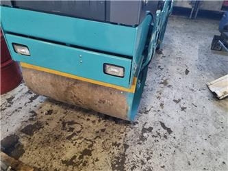 Bomag BW 100 AD-4 - Valjak za puteve: slika 1 Bomag BW 100 AD-4 - Valjak za puteve: slika 1