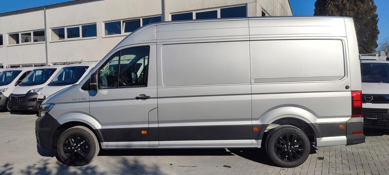MAN TGE 3 3.180 - 3,5t/Kamera/Automatik/LED/Klima - Furgon: slika 4 MAN TGE 3 3.180 - 3,5t/Kamera/Automatik/LED/Klima - Furgon: slika 4