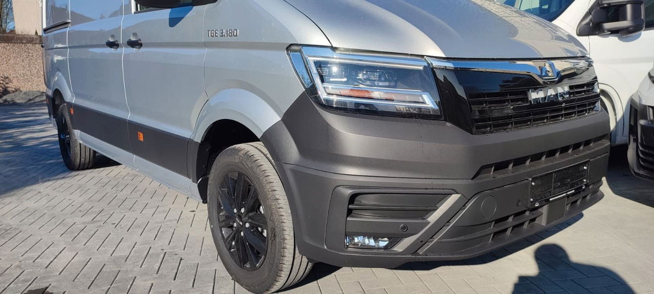 MAN TGE 3 3.180 - 3,5t/Kamera/Automatik/LED/Klima - Furgon: slika 3 MAN TGE 3 3.180 - 3,5t/Kamera/Automatik/LED/Klima - Furgon: slika 3