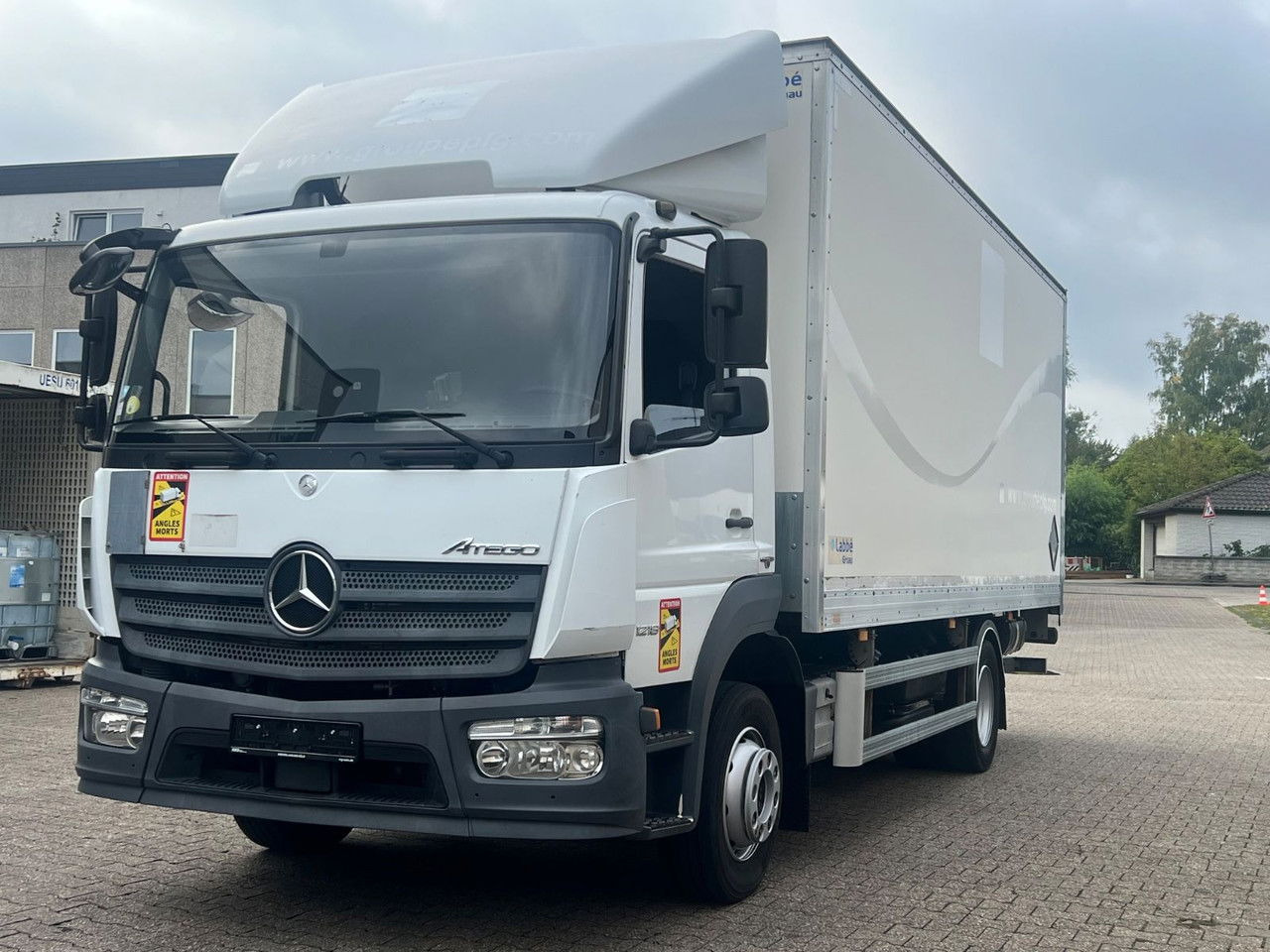 Mercedes-Benz Atego 1218 L Classic-Vermietung möglich-ADR-LBW - Kamion sa zatvorenim sandukom: slika 1 Mercedes-Benz Atego 1218 L Classic-Vermietung möglich-ADR-LBW - Kamion sa zatvorenim sandukom: slika 1