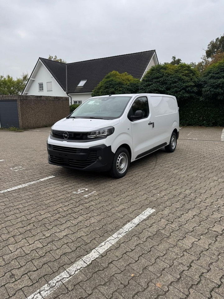 Opel Vivaro L2H1 120 PS - Furgon: slika 1 Opel Vivaro L2H1 120 PS - Furgon: slika 1