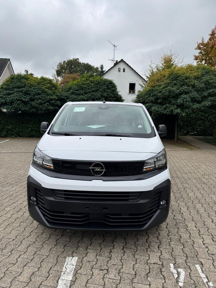 Opel Vivaro L3H1 144 PS Schalter - Furgon: slika 5 Opel Vivaro L3H1 144 PS Schalter - Furgon: slika 5