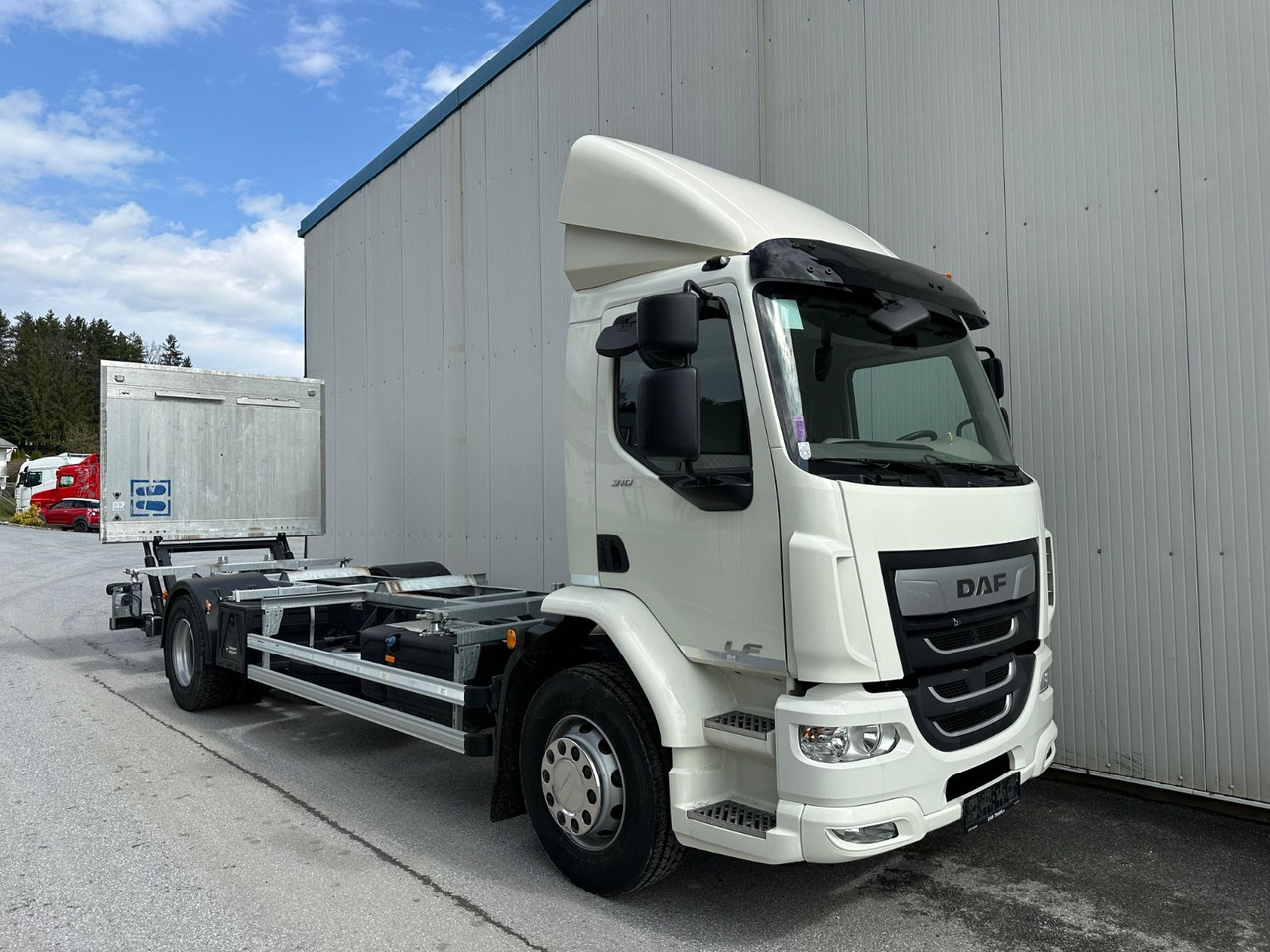 DAF LF 310 8G LBW Bär2T 3J-Garatnie DAF LF 310 8G LBW Bär2T 3J-Garatnie - Kamion za prevoz kontejnera/ Kamion sa promenjivim sandukom: slika 2 DAF LF 310 8G LBW Bär2T 3J-Garatnie DAF LF 310 8G LBW Bär2T 3J-Garatnie - Kamion za prevoz kontejnera/ Kamion sa promenjivim sandukom: slika 2