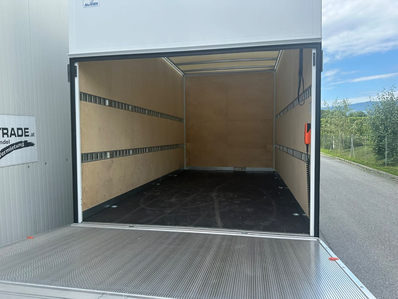 Iveco Daily 35S14 8g HiMatic LBW Mod 2025 - Dostavno vozilo sa zatvorenim sandukom: slika 5 Iveco Daily 35S14 8g HiMatic LBW Mod 2025 - Dostavno vozilo sa zatvorenim sandukom: slika 5