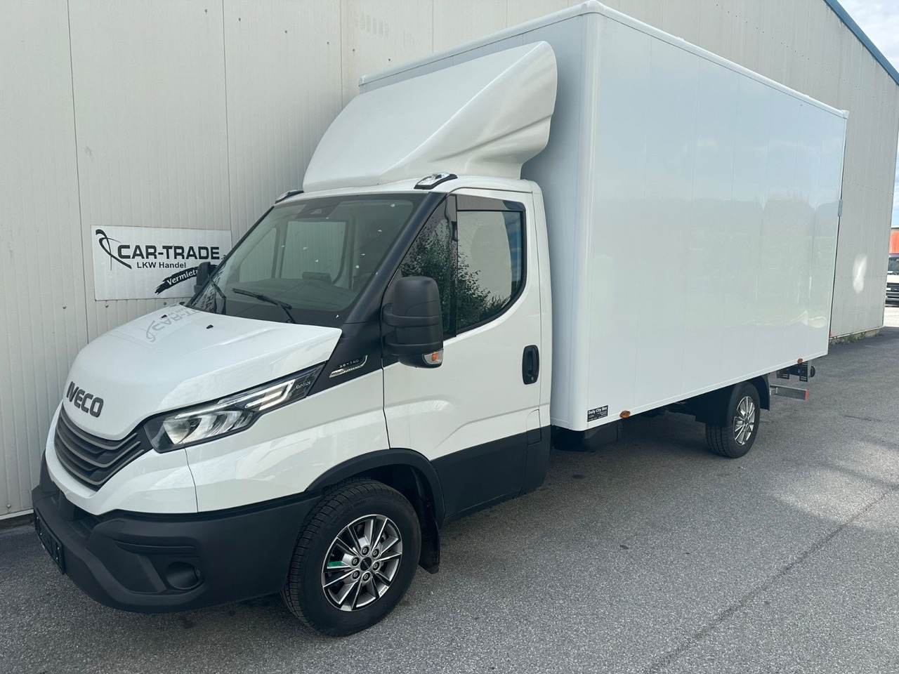 Iveco Daily 35S14 8g HiMatic LBW Mod 2025 - Dostavno vozilo sa zatvorenim sandukom: slika 1 Iveco Daily 35S14 8g HiMatic LBW Mod 2025 - Dostavno vozilo sa zatvorenim sandukom: slika 1