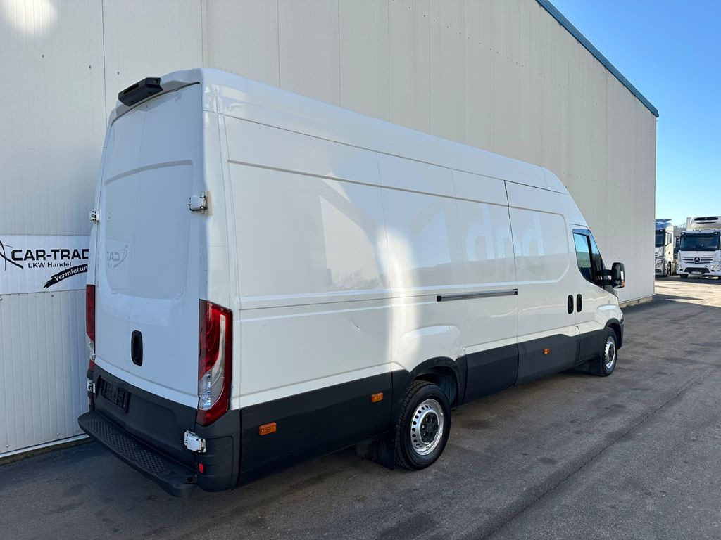 Iveco Daily 35S14 MAXI L4H3 HiMatic Iveco Daily 35S14 MAXI L4H3 HiMatic - Furgon: slika 3 Iveco Daily 35S14 MAXI L4H3 HiMatic Iveco Daily 35S14 MAXI L4H3 HiMatic - Furgon: slika 3