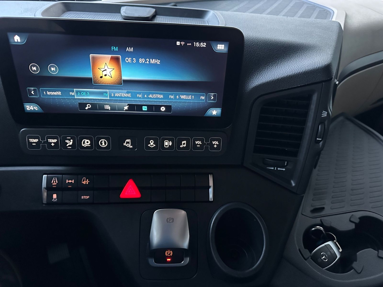 Mercedes-Benz Actros 2545 2T LBW - Kamion za prevoz kontejnera/ Kamion sa promenjivim sandukom: slika 4 Mercedes-Benz Actros 2545 2T LBW - Kamion za prevoz kontejnera/ Kamion sa promenjivim sandukom: slika 4