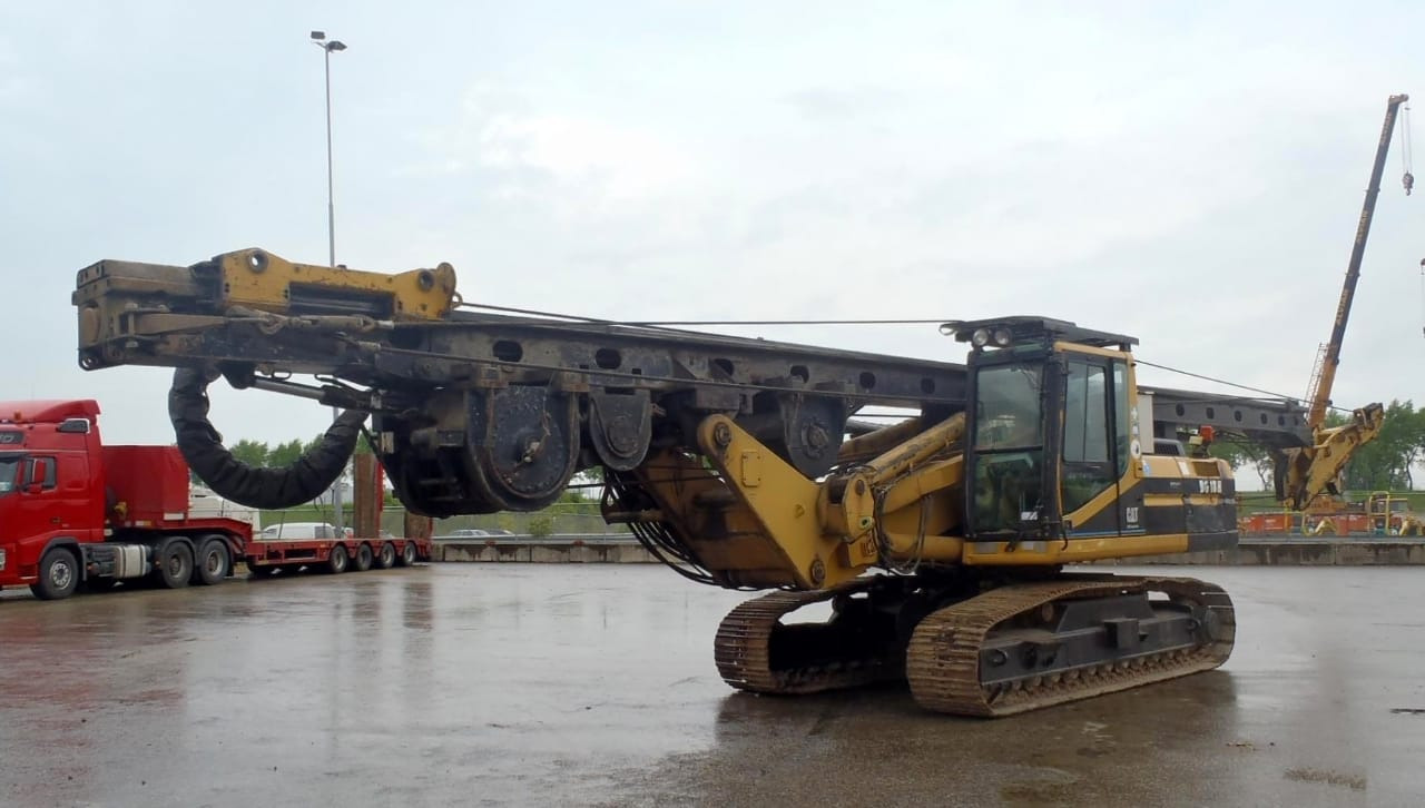 Bauer BG 18H - Veliki kamon za bušenje: slika 1 Bauer BG 18H - Veliki kamon za bušenje: slika 1