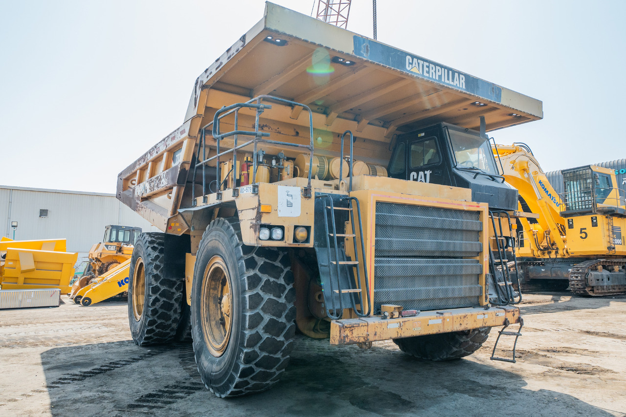CATERPILLAR 777 D - Kiper sa krutom šasijom/ Kiper za kamen: slika 2 CATERPILLAR 777 D - Kiper sa krutom šasijom/ Kiper za kamen: slika 2