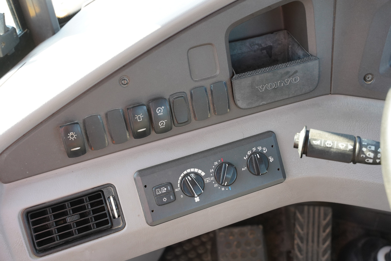 Zglobni kiper Volvo A40G: slika 12