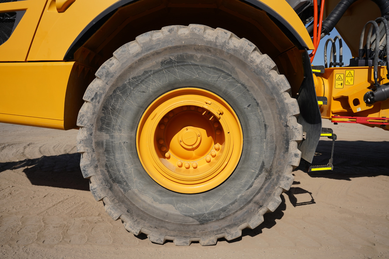 Zglobni kiper Volvo A40G: slika 14