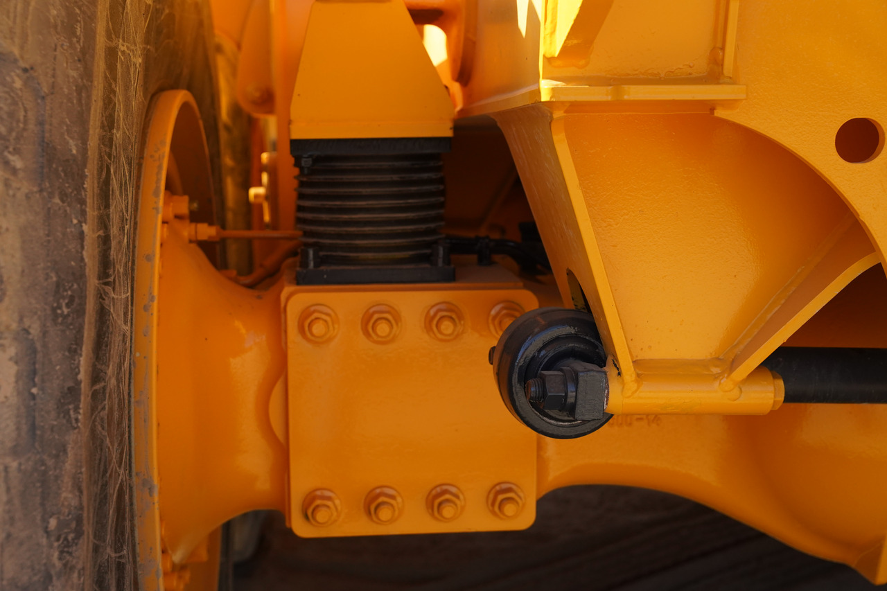 Zglobni kiper Volvo A40G: slika 21