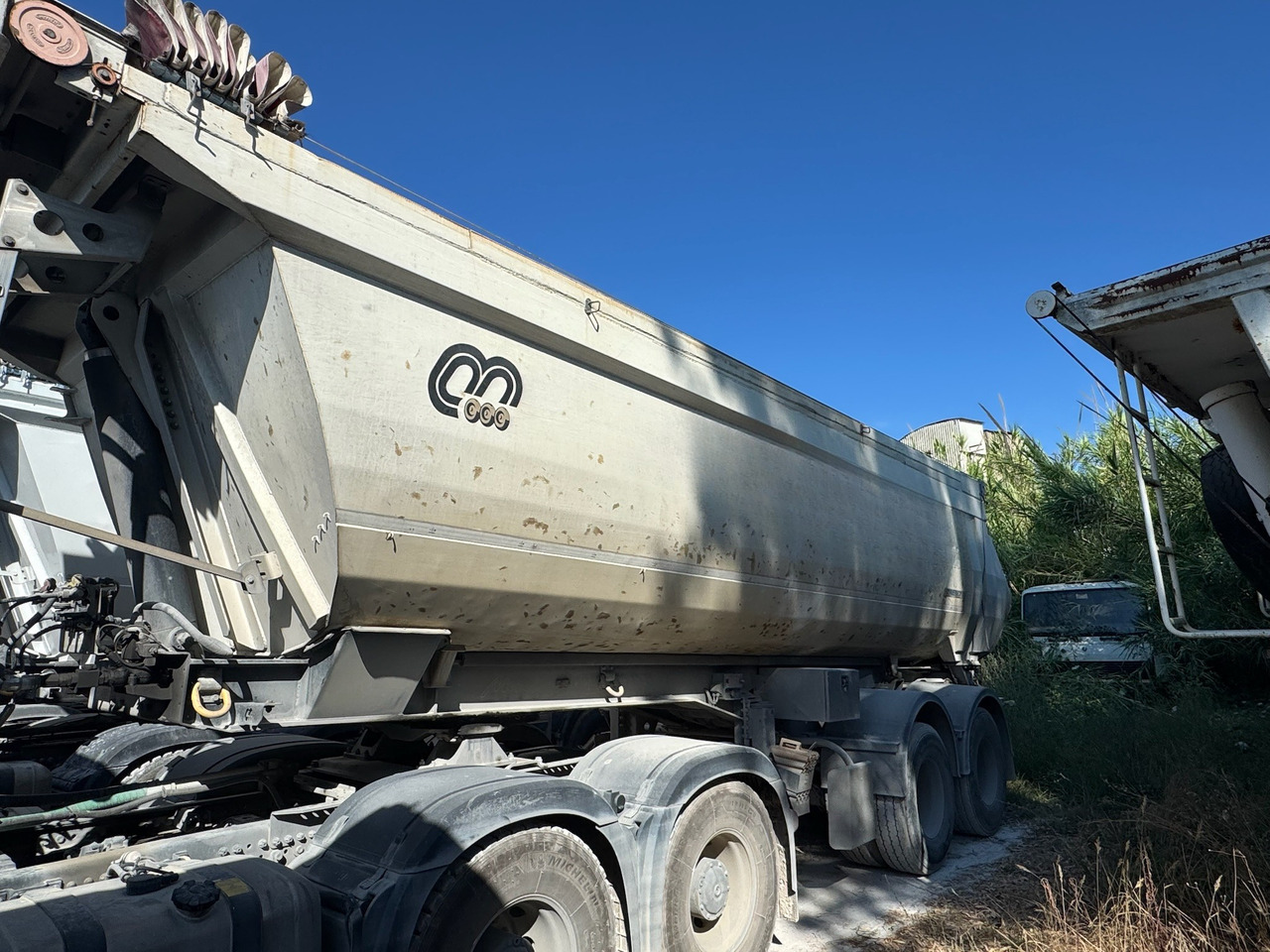 MENCI Semirimorchio Ribaltabile Mezzo d'opera - Poluprikolica istovarivača: slika 3 MENCI Semirimorchio Ribaltabile Mezzo d'opera - Poluprikolica istovarivača: slika 3