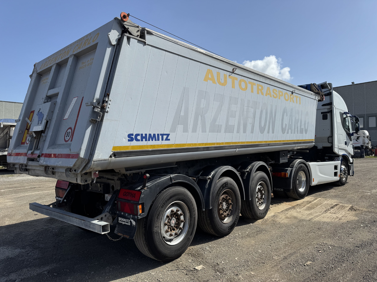 SCHMITZ SR Ribaltabile Post. in Alluminio - Poluprikolica istovarivača: slika 3 SCHMITZ SR Ribaltabile Post. in Alluminio - Poluprikolica istovarivača: slika 3
