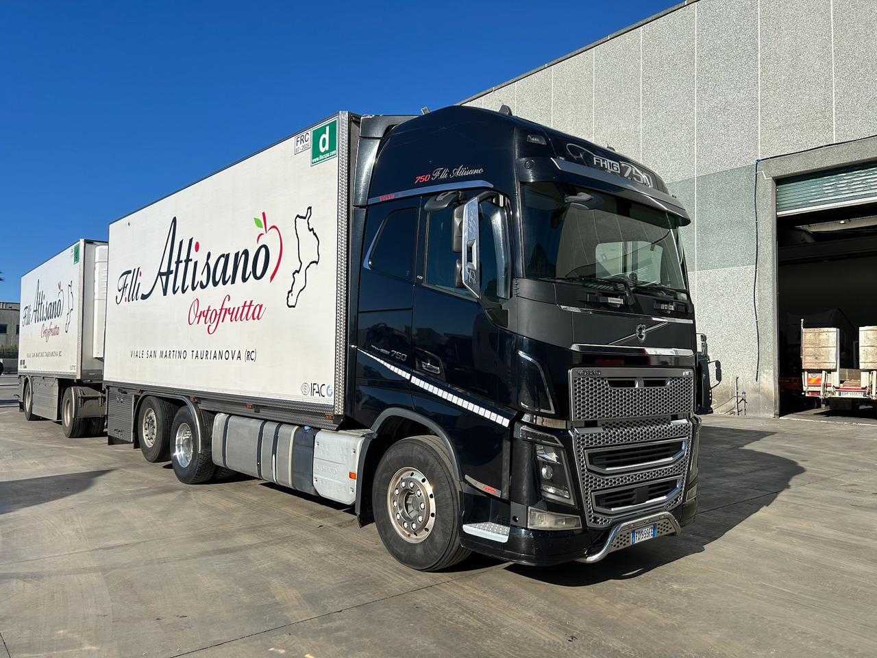VOLVO FH 750 - Hladnjača: slika 1 VOLVO FH 750 - Hladnjača: slika 1