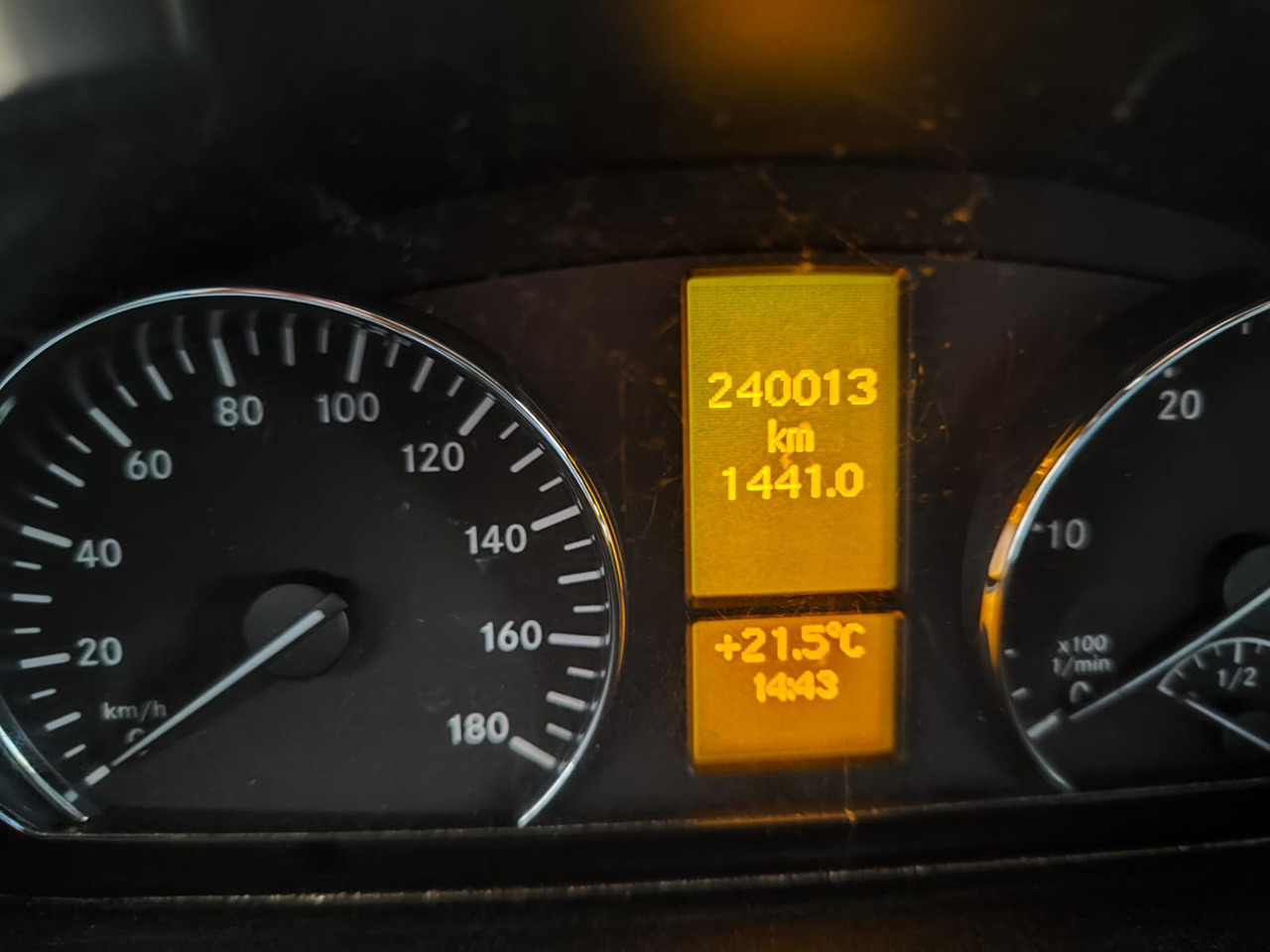 MERCEDES-BENZ SPRINTER 519 - Minibus, Putnički kombi: slika 4 MERCEDES-BENZ SPRINTER 519 - Minibus, Putnički kombi: slika 4