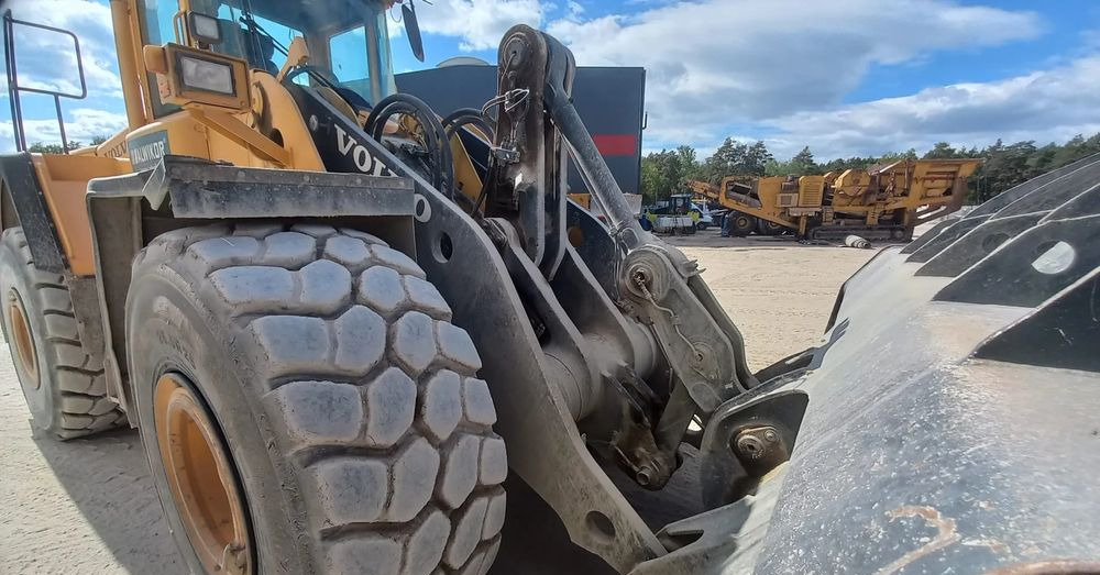 Volvo L150E - Utovarivač točkaš: slika 5 Volvo L150E - Utovarivač točkaš: slika 5