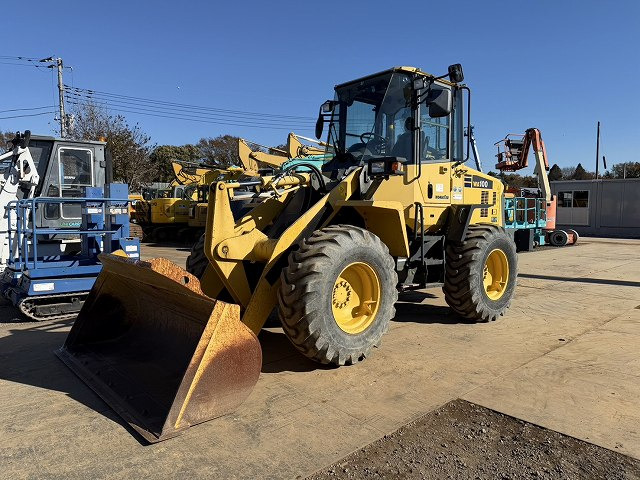 KOMATSU WA100-6 - Utovarivač točkaš: slika 1 KOMATSU WA100-6 - Utovarivač točkaš: slika 1