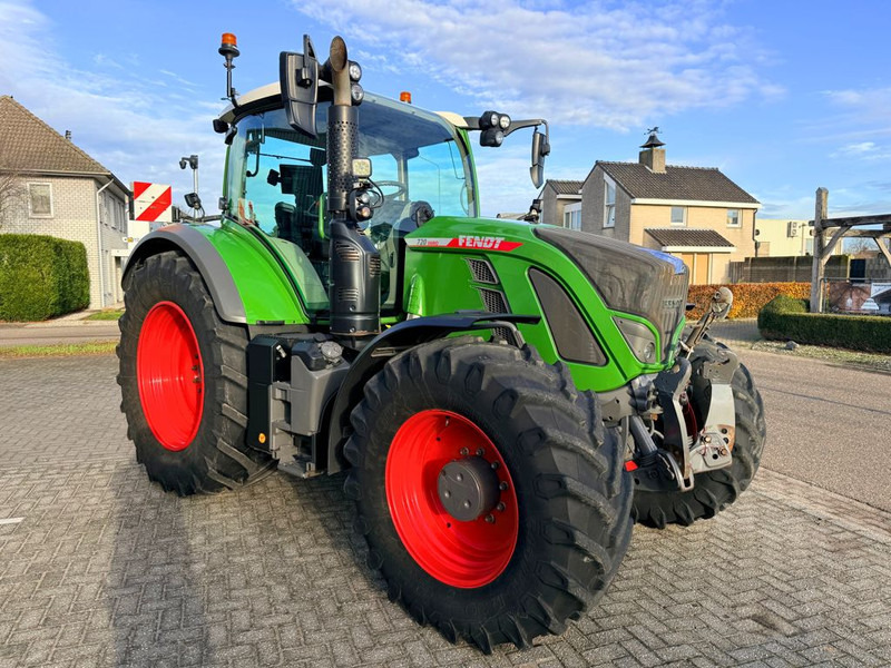 Fendt 720 Vario Power+ Gen 6 - Traktor: slika 4 Fendt 720 Vario Power+ Gen 6 - Traktor: slika 4
