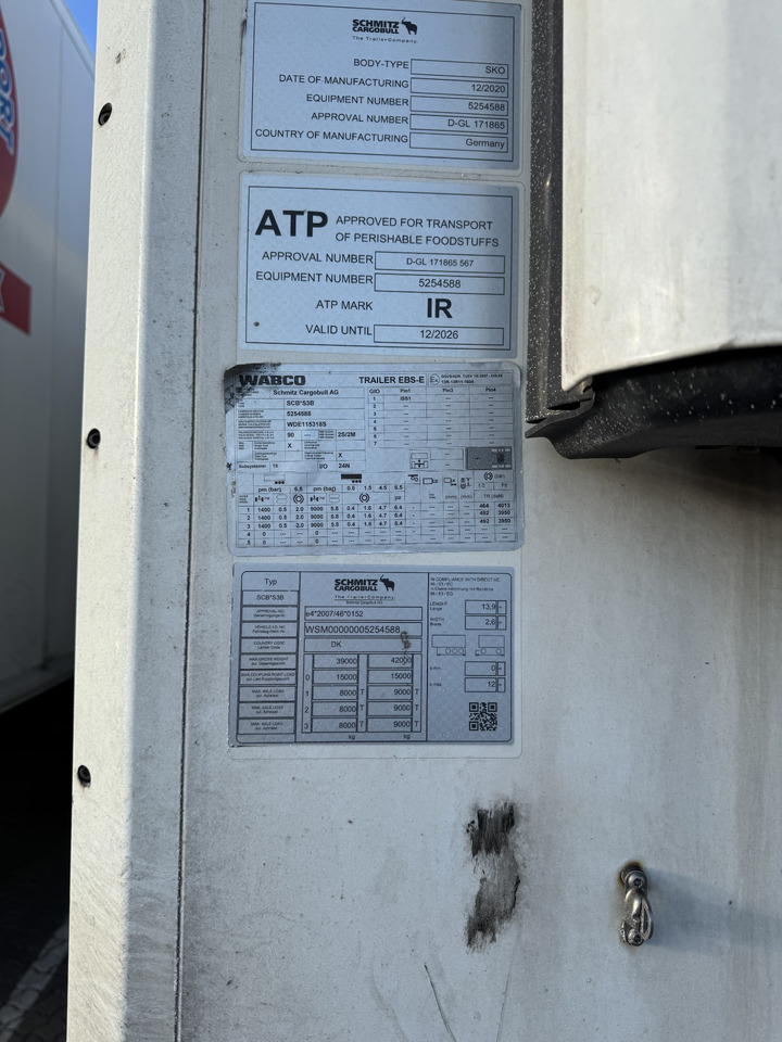 SCHMITZ Meat Rails ThermoKing - Poluprikolica hladnjače: slika 4 SCHMITZ Meat Rails ThermoKing - Poluprikolica hladnjače: slika 4