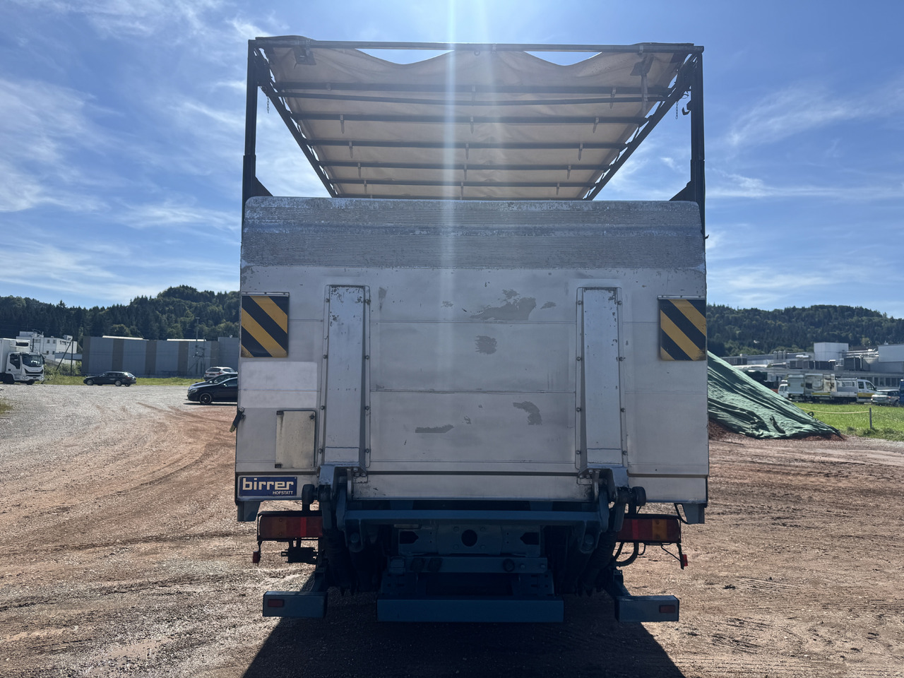 VOLVO FM7-290 4x2 Blache-Hebebühne - Kamion sa ceradom: slika 4 VOLVO FM7-290 4x2 Blache-Hebebühne - Kamion sa ceradom: slika 4