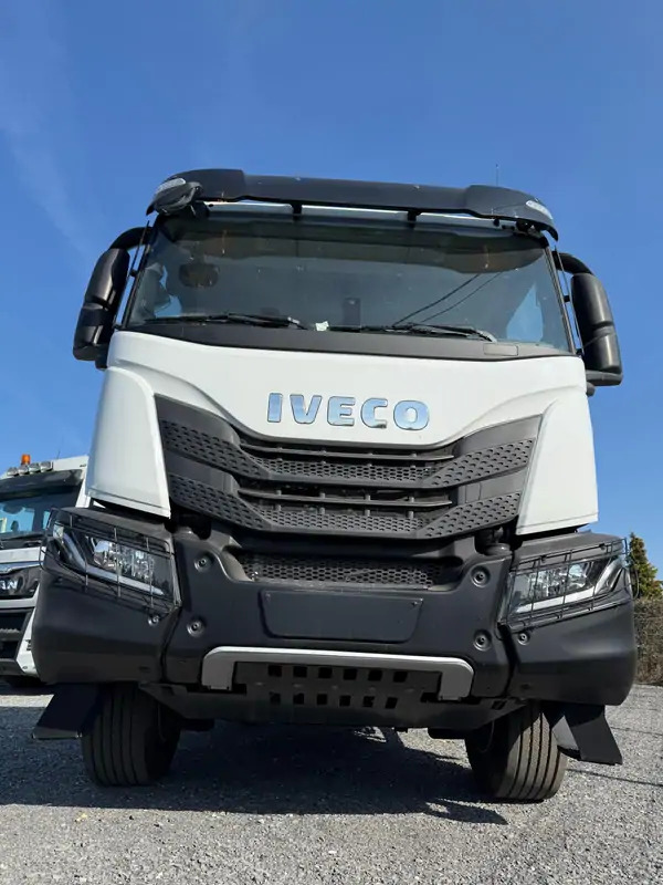 Iveco AD300T48 HYVALIFT 20 TONS*pare-choc hydraulique - Kamion sa hidrauličnom kukom: slika 5 Iveco AD300T48 HYVALIFT 20 TONS*pare-choc hydraulique - Kamion sa hidrauličnom kukom: slika 5