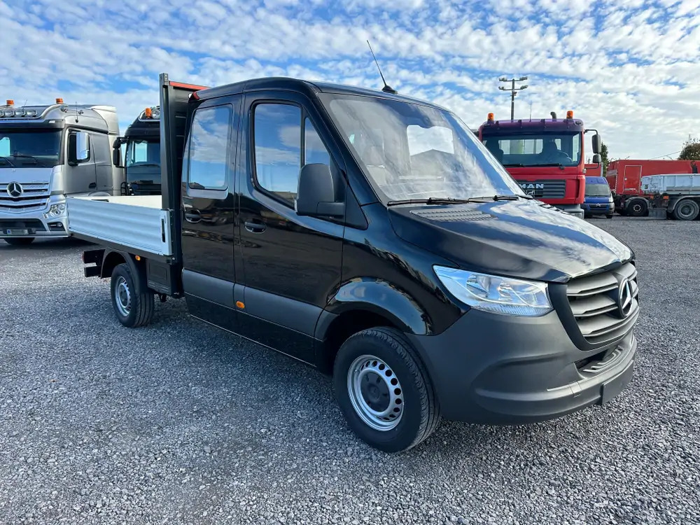 Mercedes-Benz Sprinter 317 CDI * BRAND NEW*CREW CAB 7 SEATS - Dostavno vozilo s ravnom platformom, Dostavno vozilo sa duplom kabinom: slika 2 Mercedes-Benz Sprinter 317 CDI * BRAND NEW*CREW CAB 7 SEATS - Dostavno vozilo s ravnom platformom, Dostavno vozilo sa duplom kabinom: slika 2