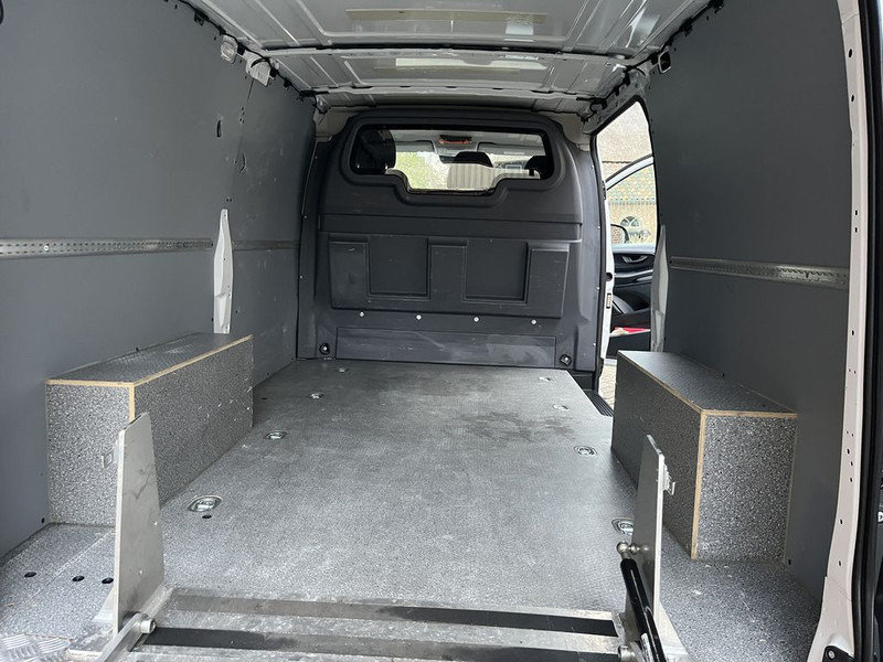 Mali kombi Mercedes-Benz Vito 111 CDI 115pk E6 XL Extra Lang 3p Lease €246 p/m, Airco, Camera, laadbrug, onderhoudshistorie aanwezig: slika 15 Mali kombi Mercedes-Benz Vito 111 CDI 115pk E6 XL Extra Lang 3p Lease €246 p/m, Airco, Camera, laadbrug, onderhoudshistorie aanwezig: slika 15