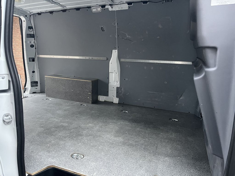 Mali kombi Mercedes-Benz Vito 111 CDI 115pk E6 XL Extra Lang 3p Lease €246 p/m, Airco, Camera, laadbrug, onderhoudshistorie aanwezig: slika 14 Mali kombi Mercedes-Benz Vito 111 CDI 115pk E6 XL Extra Lang 3p Lease €246 p/m, Airco, Camera, laadbrug, onderhoudshistorie aanwezig: slika 14