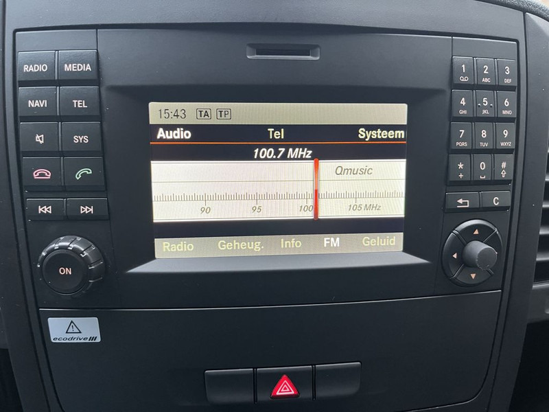 Mali kombi Mercedes-Benz Vito 111 CDI 115pk E6 XL Extra Lang 3p Lease €246 p/m, Airco, Camera, laadbrug, onderhoudshistorie aanwezig: slika 11 Mali kombi Mercedes-Benz Vito 111 CDI 115pk E6 XL Extra Lang 3p Lease €246 p/m, Airco, Camera, laadbrug, onderhoudshistorie aanwezig: slika 11