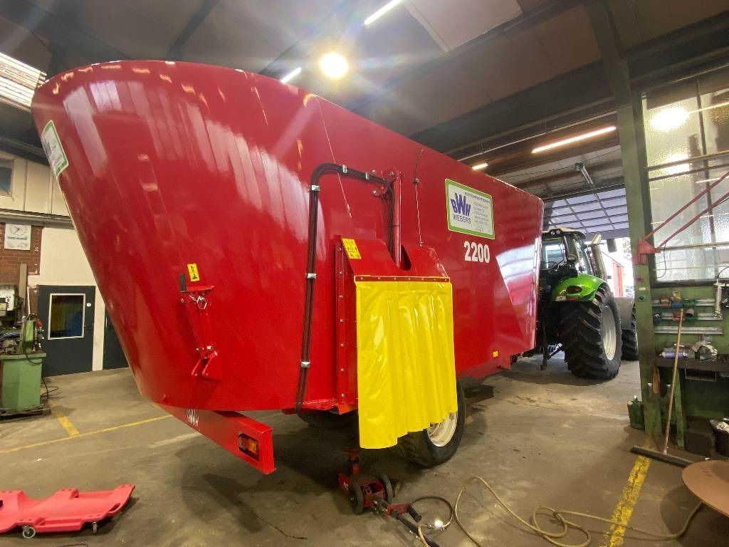 BvL Futtermischwagen - Prikolica za mešanje stočne hrane: slika 4 BvL Futtermischwagen - Prikolica za mešanje stočne hrane: slika 4