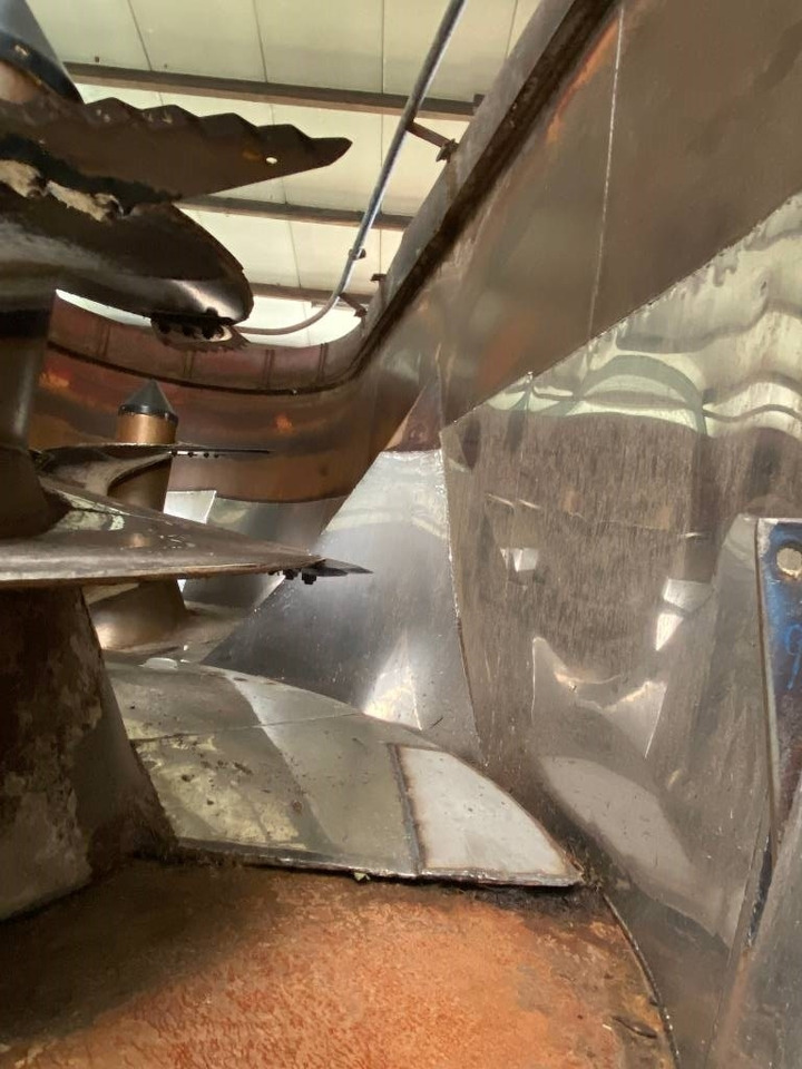 Strautmann Verti Mix 2000 Double - Prikolica za mešanje stočne hrane: slika 5 Strautmann Verti Mix 2000 Double - Prikolica za mešanje stočne hrane: slika 5