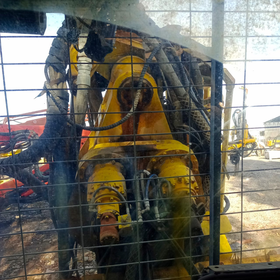 Atlas Copco SIMBA M4C DTH - Rudarska mašina: slika 5 Atlas Copco SIMBA M4C DTH - Rudarska mašina: slika 5